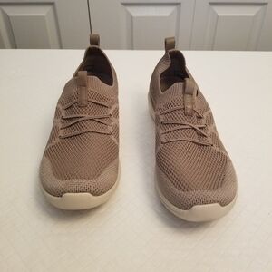 Skechers Arch Fit Flex Women's Beige Color Slip-On Walking Sneakers Size 8